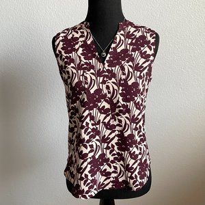 Ann Taylor Sleeveless V-Neck Floral Top -- Size XSP